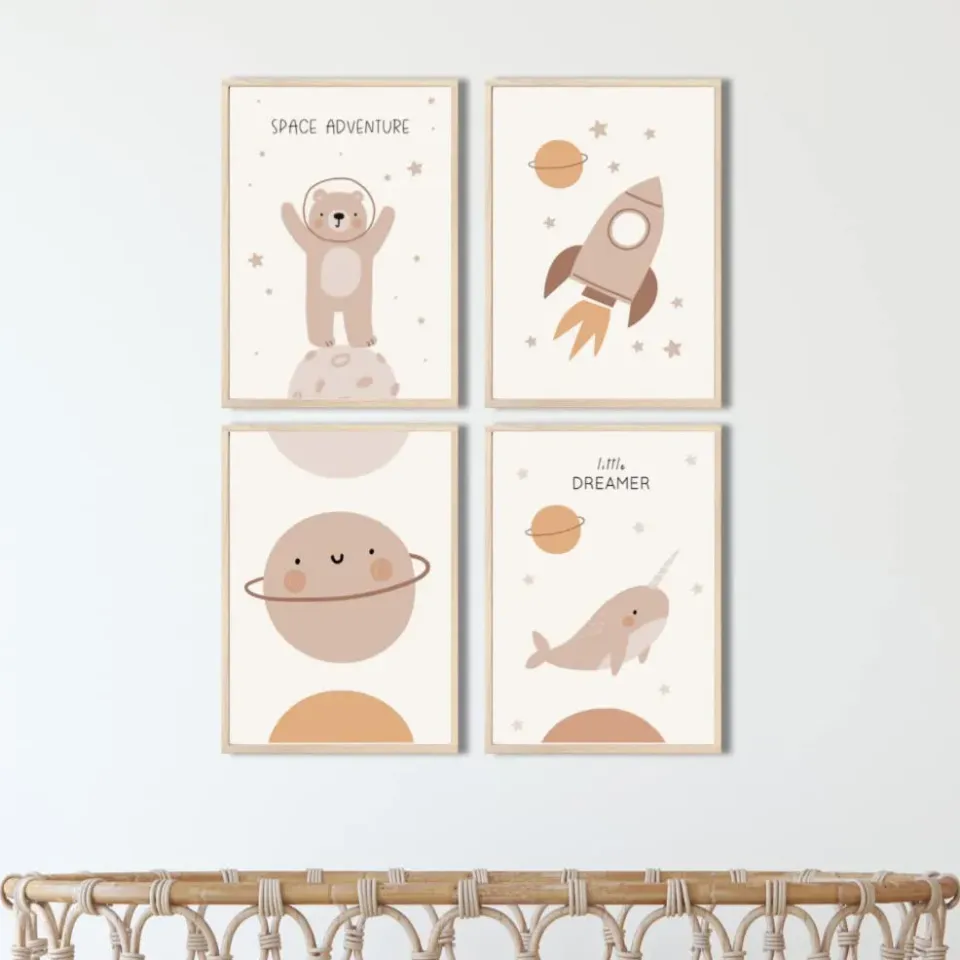 MeinBaby123 Kinderzimmerposter 4er Set A4 Poster Tiere Astronaut