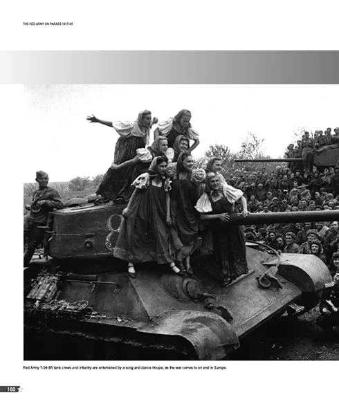 Canfora Red Army on Parade 1917-1945 Bildband gebunden